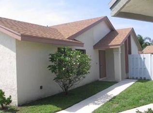 9633 Golf State Park Cir, Boca Raton, FL 33428