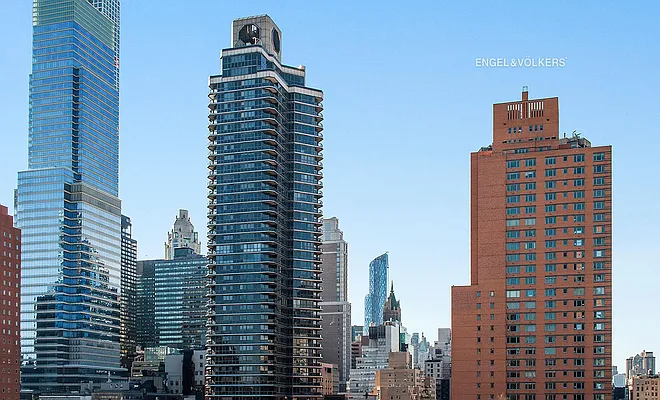 Rented by Engel & Völkers New York City | media 6