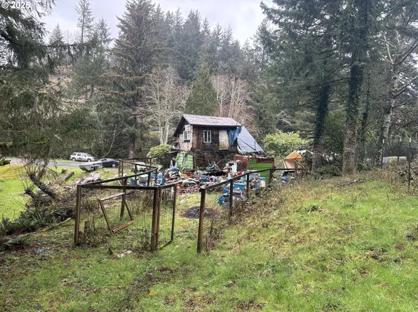 6312 NE Park Ln, Otis, OR 97368