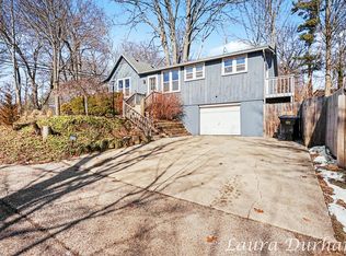895 Holland St, Saugatuck, MI