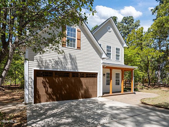 4th image of 730 Thrush Drive