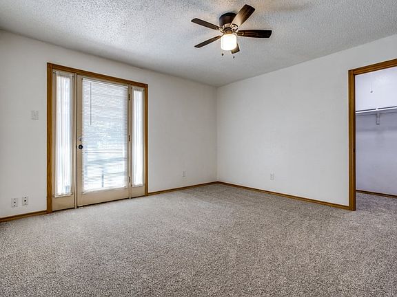 4th image of 1731 Meadow Crest Ln