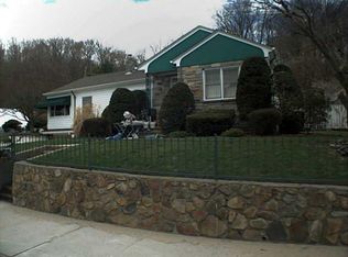 867 Plainfield St, Providence, RI 02909