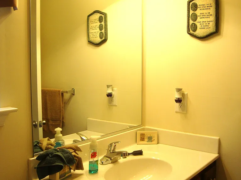 709 Valentine Ln — Photo 13