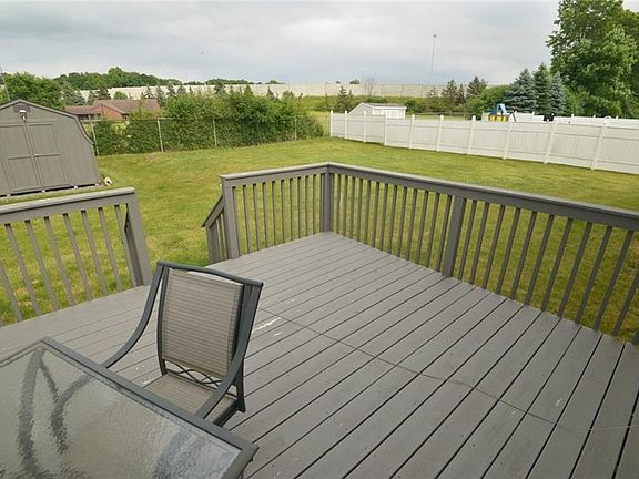 Enjoy your Oasis. Note fenced back yard.