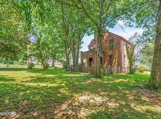 126 Woodlawn Pike, Knoxville, TN 37920