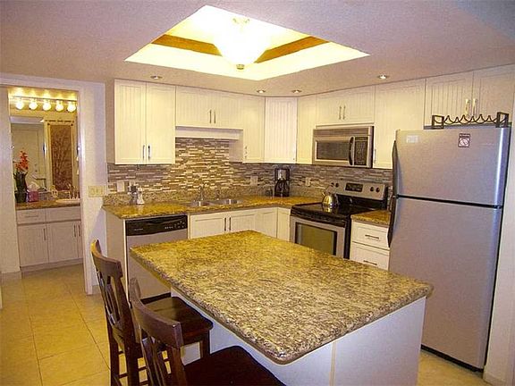 2nd image of 2575 S Kihei Rd APT T204