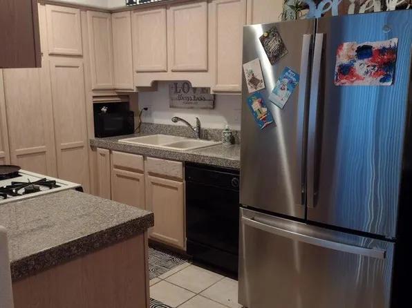 31200 Landau Blvd APT 605, Cathedral City, CA 92234