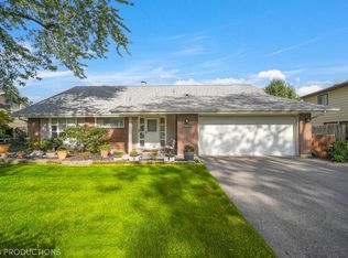 2S435 Lloyd Ave, Lombard, IL 60148