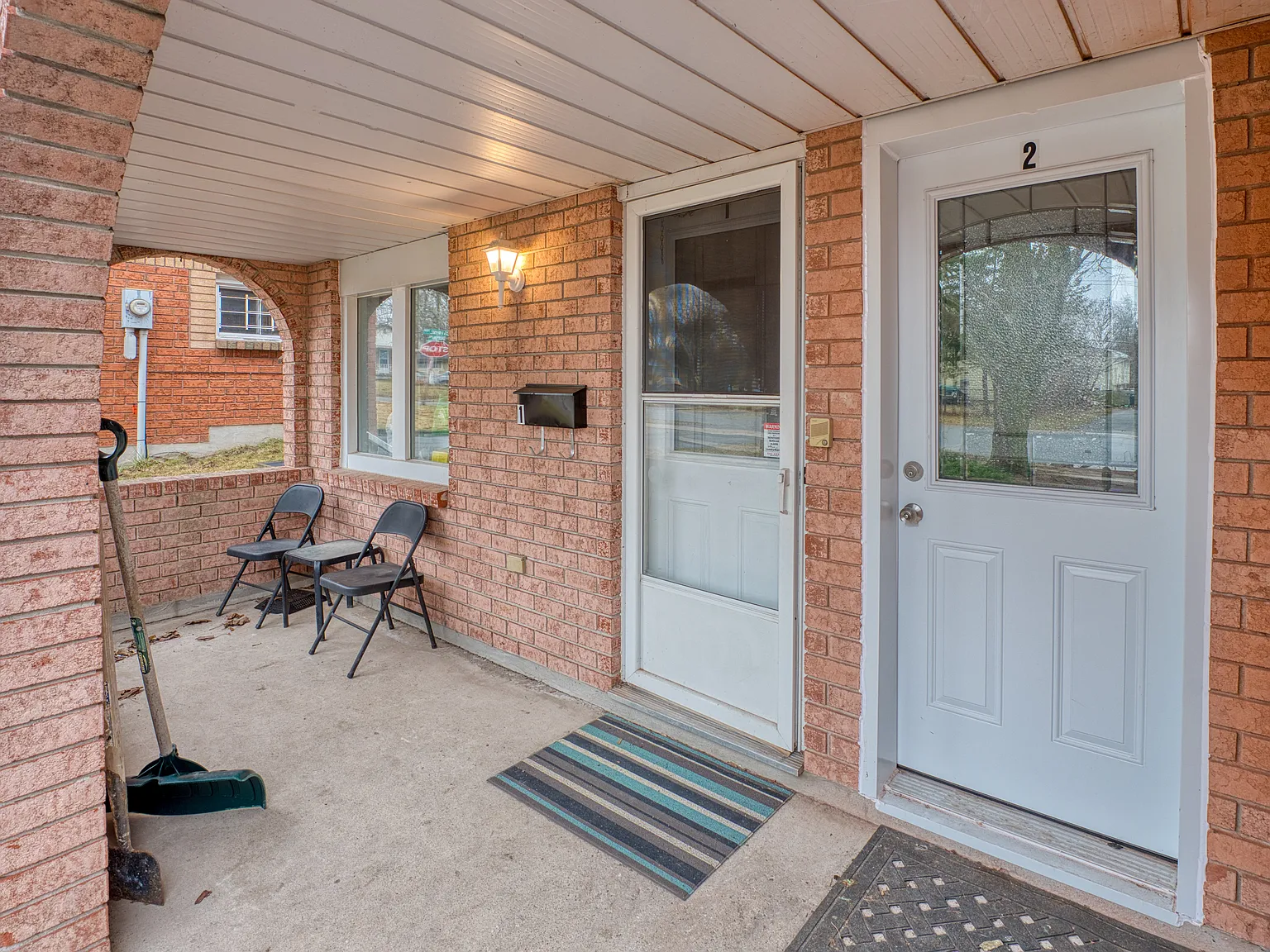 151 Dauphin Avenue Kingston — Photo 4