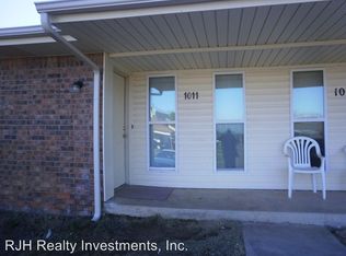 1001 N 5th St, Noble, OK 73068