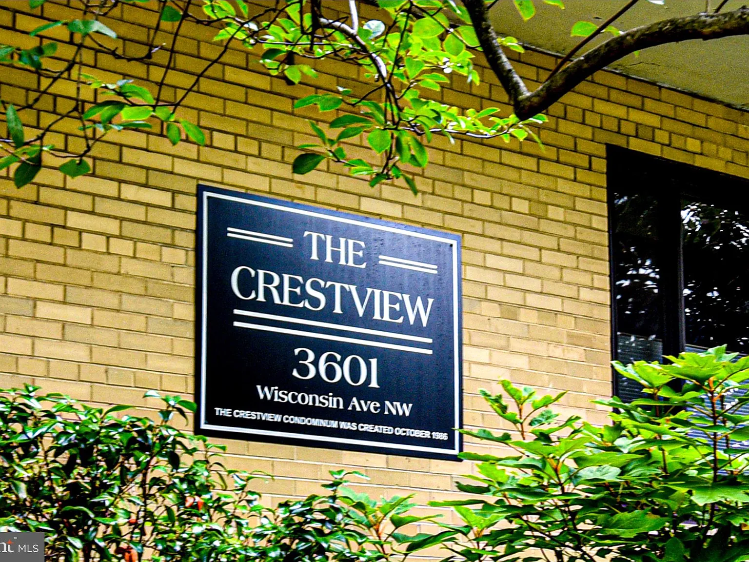 The Crestview — Photo 2