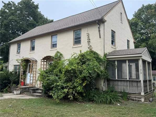 476 Providence St, West Warwick, RI 02893