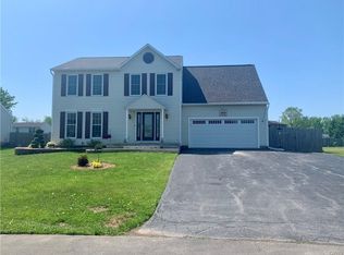 5233 Potenza Dr, Clay, NY 13041