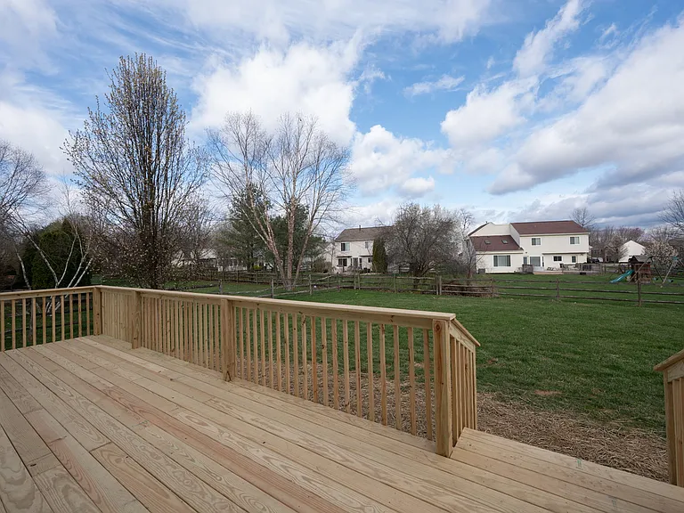 4597 Blainfield Ct — Photo 8