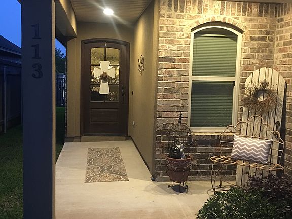 2nd image of 113 Orleans Pl