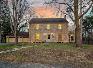 3933 Shady Oak Rd, Minnetonka, MN 55305