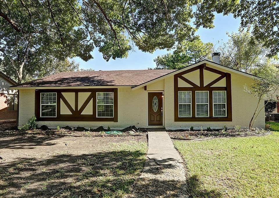 1st image of 5722 Valley Mills Dr