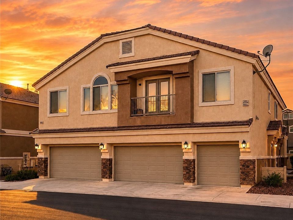 1st image of 3309 Jamaica Princess Pl Unit 2