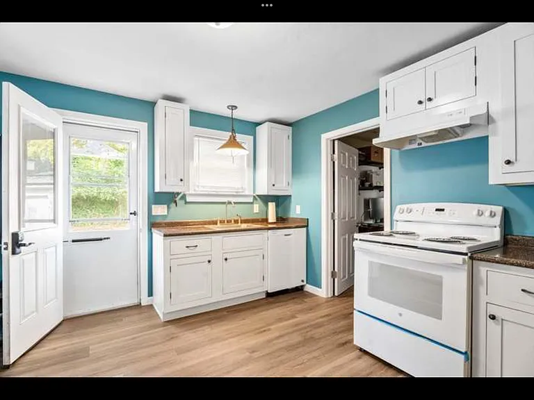 39 Cherry St #1 — Photo 1