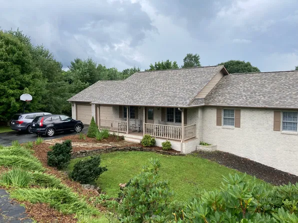 251 Rembrandt Dr, Boone, NC 28607