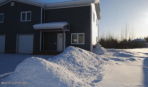 1st image of 461 Spence Ave