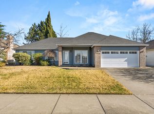 2368 Stonebrook Dr, Medford, OR 97504