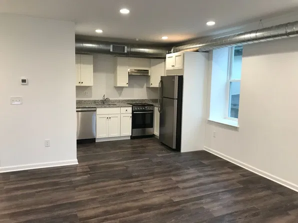 225 High St, 225 High St #8, Phoenixville, PA 19460