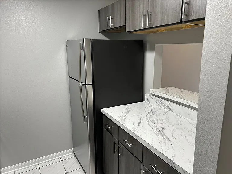 1880 White Oak Dr #103 — Photo 12