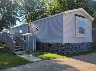 806 28th St TRAILER 77, Milford, IA 51351