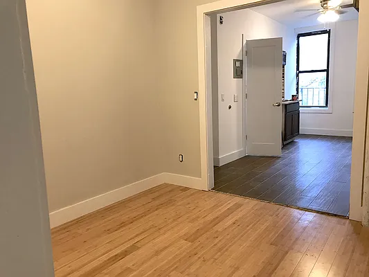 Rented by Capri Jet Realty Corp | media 20