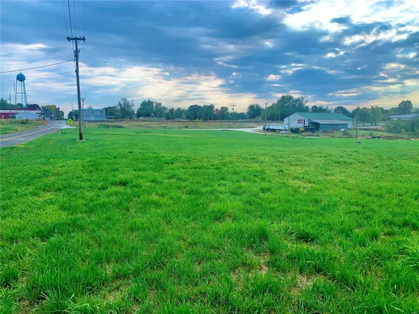 1 Monroe Rd #116, Holliday, MO 65258