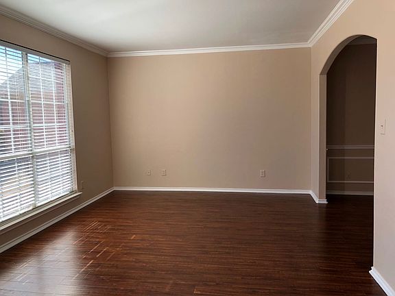 4th image of 3801 Sagewood Ct
