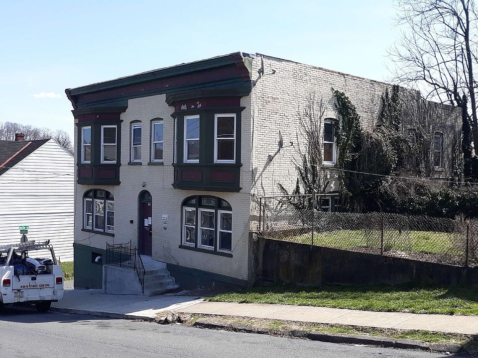 682 Bushkill St Easton, PA, 18042 Apartments for Rent Zillow