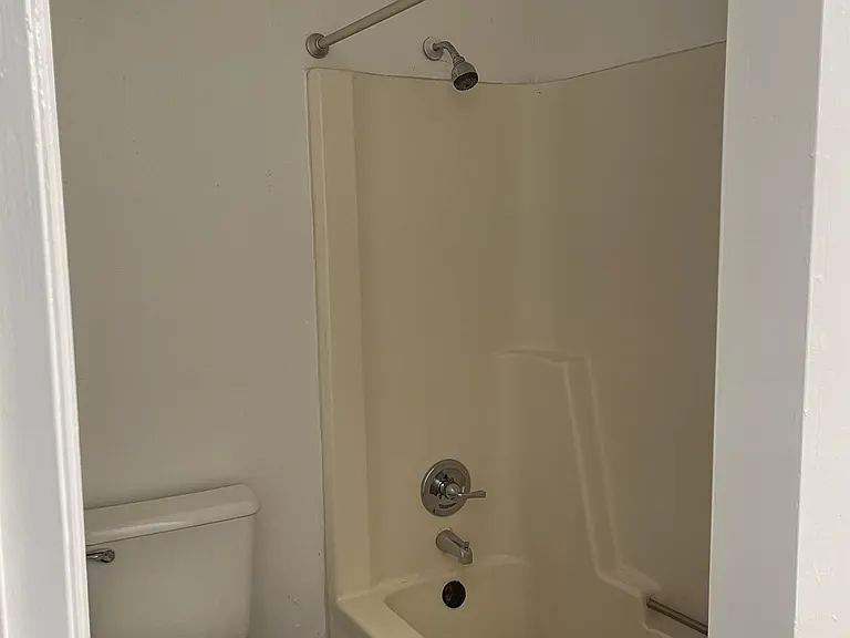 176 Gate St #1 — Photo 7