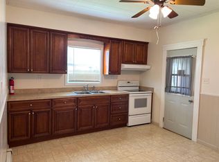 20 Center St, Swoyersville, PA 18704