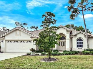 6545 Chestnut Cir, Naples, FL 34109