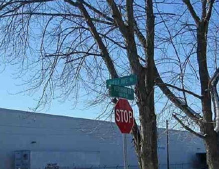 4th image of 801 34th Ave N