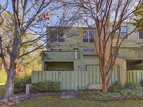 4th image of 410 Byron Pl #G