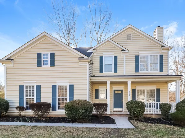 8703 Bodkin Ct, Charlotte, NC 28215