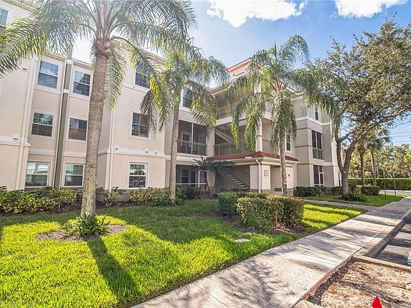 3rd image of 23680 Walden Center DR #309