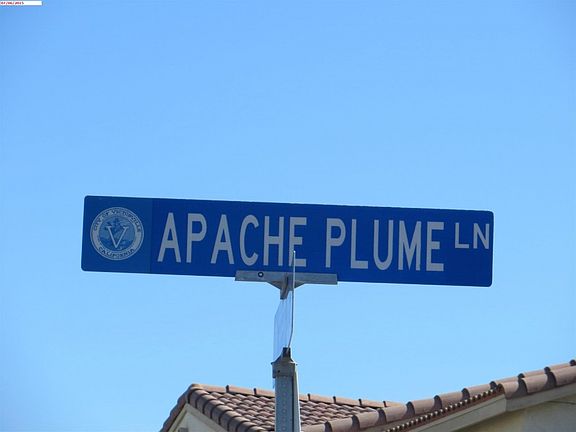5th image of 15845 Apache Plum Ln