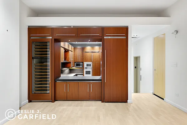 Rented by Leslie J. Garfield | media 13