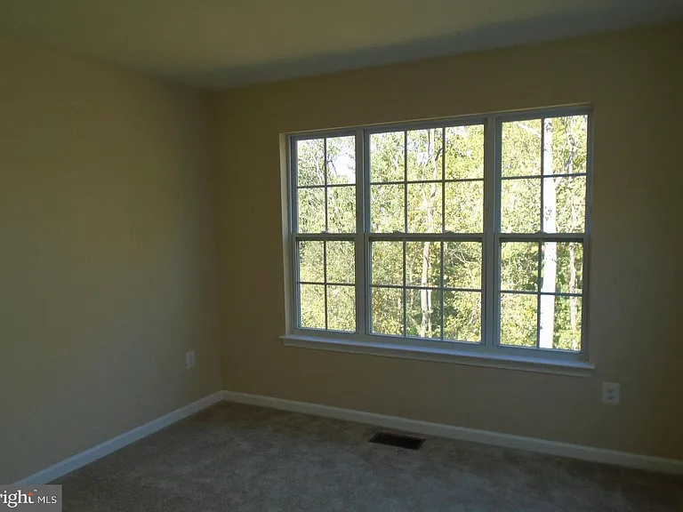 7886 River Rock Way — Photo 15