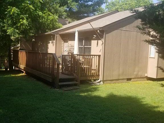 2nd image of 8709 Olde Colony Trl APT 2