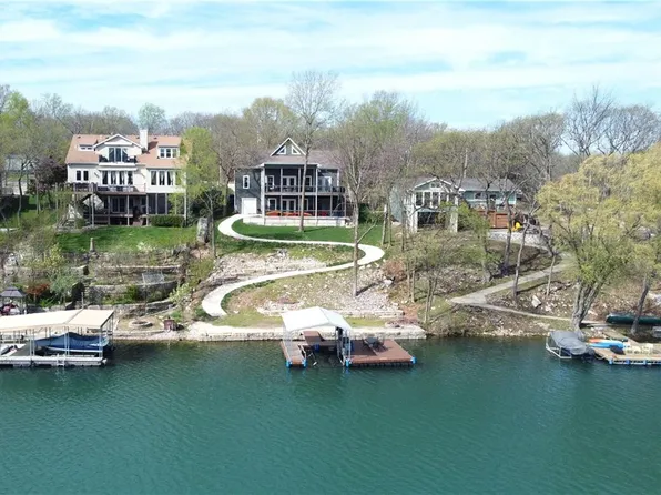 214 Rose Marie Dr, Linn Valley, KS 66040