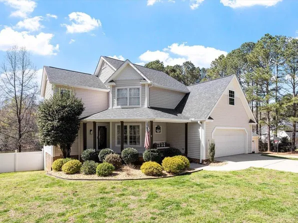 6224 Lake Terrace Dr, Holly Springs, NC 27540