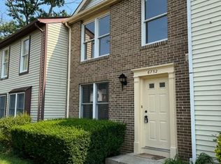 6752 Brook Run Dr, Falls Church, VA 22043