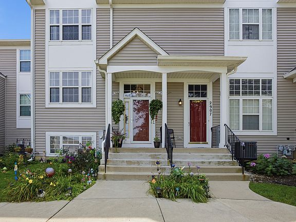 2nd image of 2905 Shelly Ln