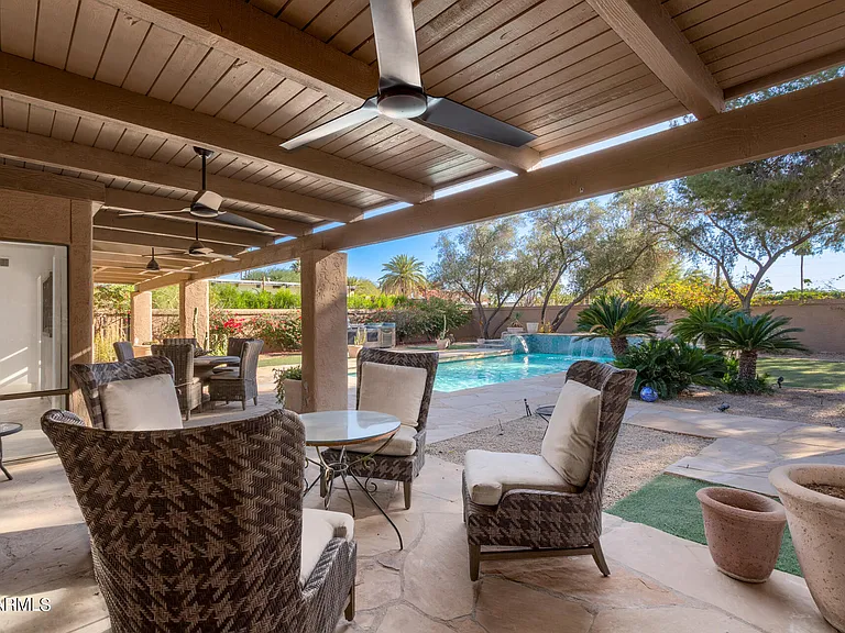 4450 E Camelback Rd #1 — Photo 45
